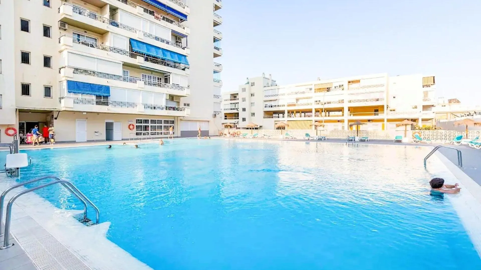 Crystalline View'S Of Carihuela - 3 Bedrooms Penthouse Torremolinos
