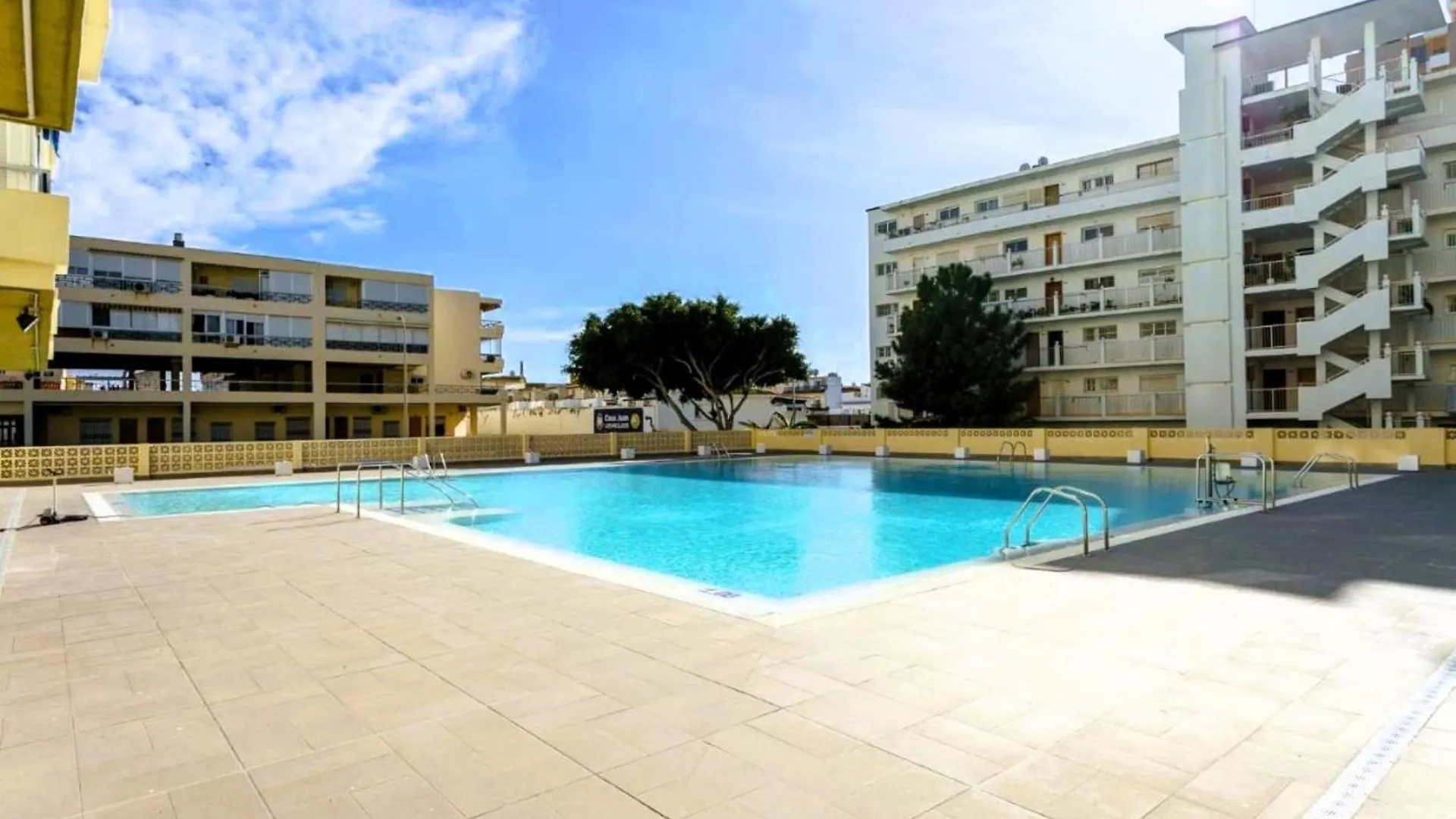 Crystalline View'S Of Carihuela - 3 Bedrooms Penthouse Torremolinos